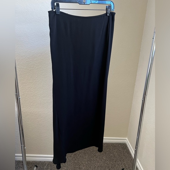 Theory Silk Maxi Skirt - Size 6 - Picture 2 of 4